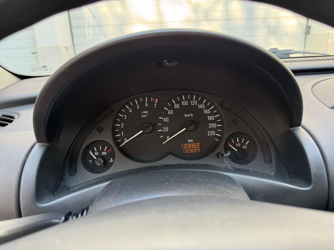 Opel Corsa 1.0i 12V cat 5 porte x neo p.