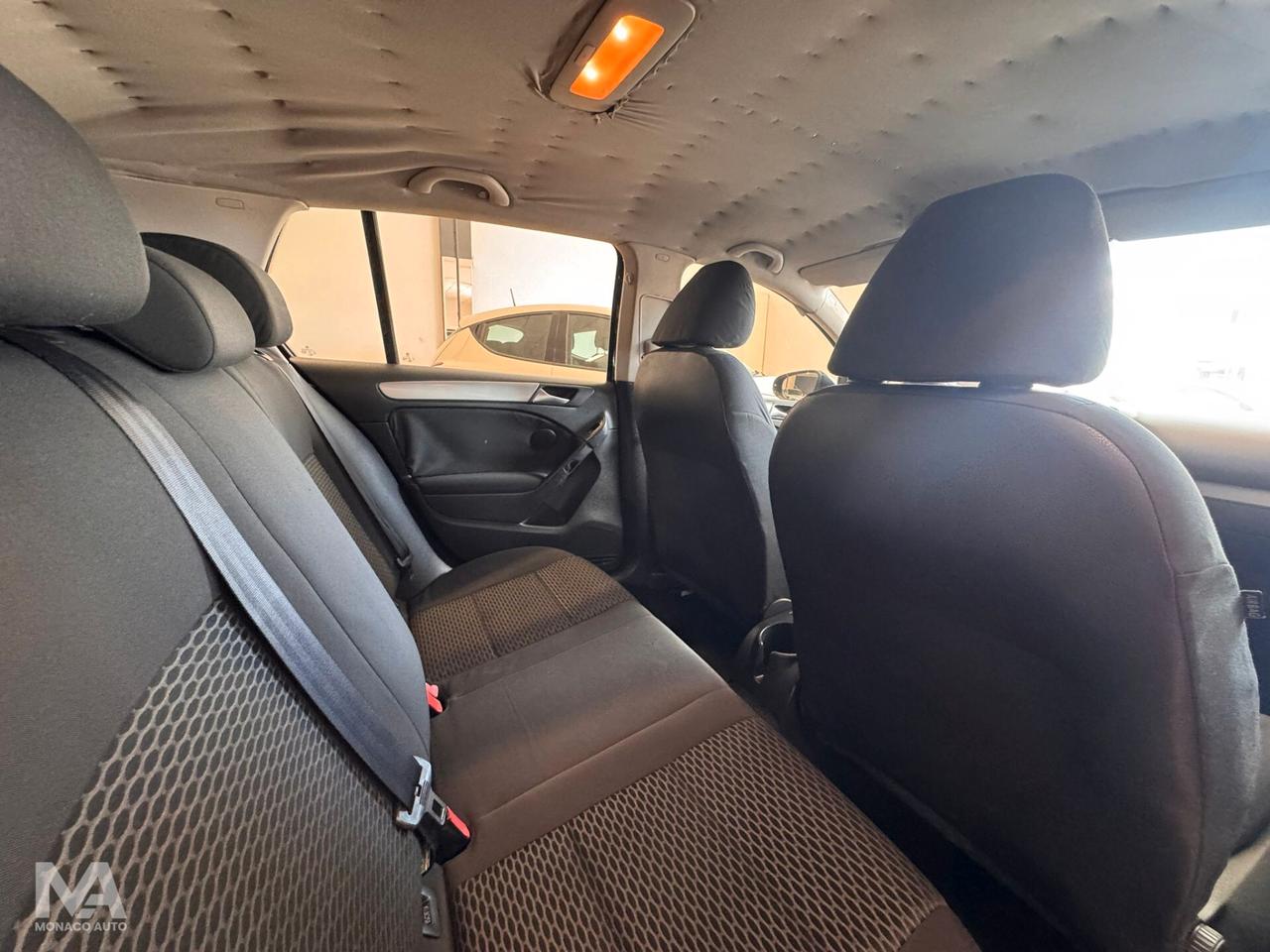 Volkswagen Golf 1.6 105cv TDI 2012