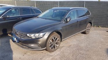 VOLKSWAGEN Passat Variant 2.0 TDI SCR 200 CV 4MOTION DSG Executive