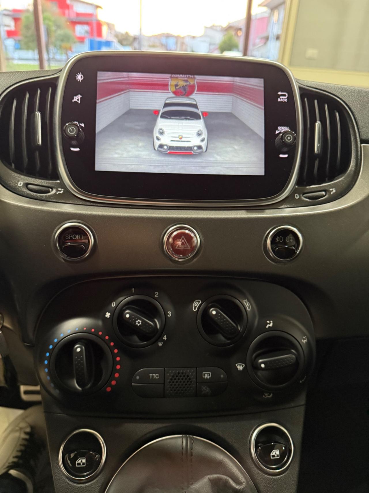 Abarth 595 1.4 Turbo T-Jet 180 CV Competizione