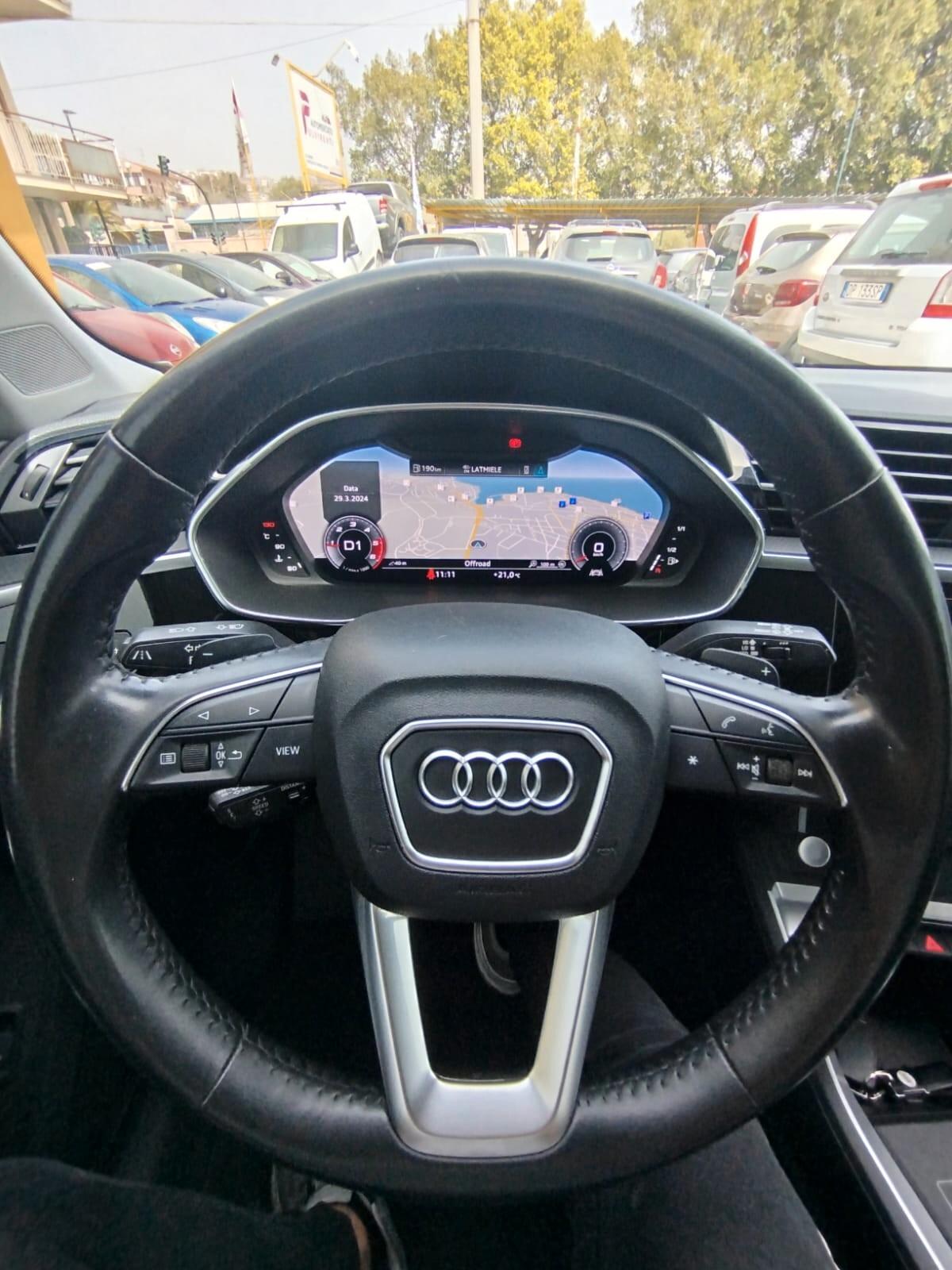 Audi Q3 2.0 TDI 150 CV S line Edition