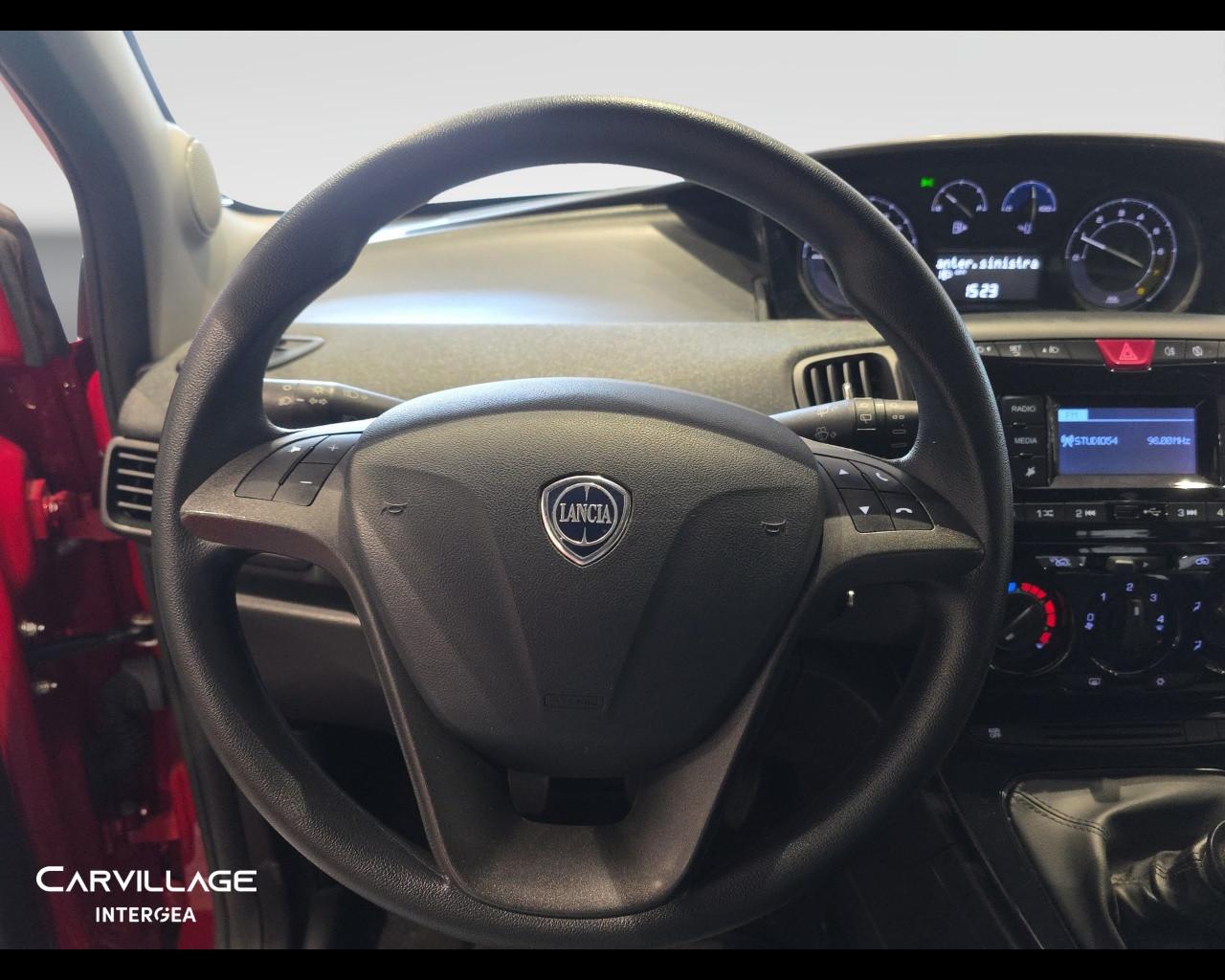 LANCIA Ypsilon 1.0 firefly hybrid Silver s&s 70c