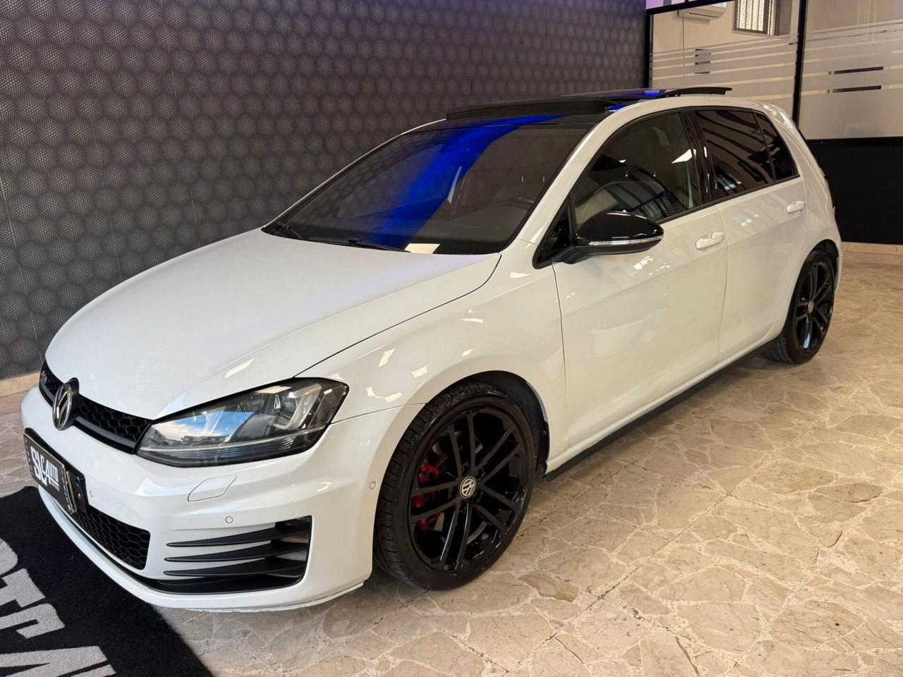 Volkswagen Golf GTD 2.0 TDI DSG 5p. Business BlueMotion Technology