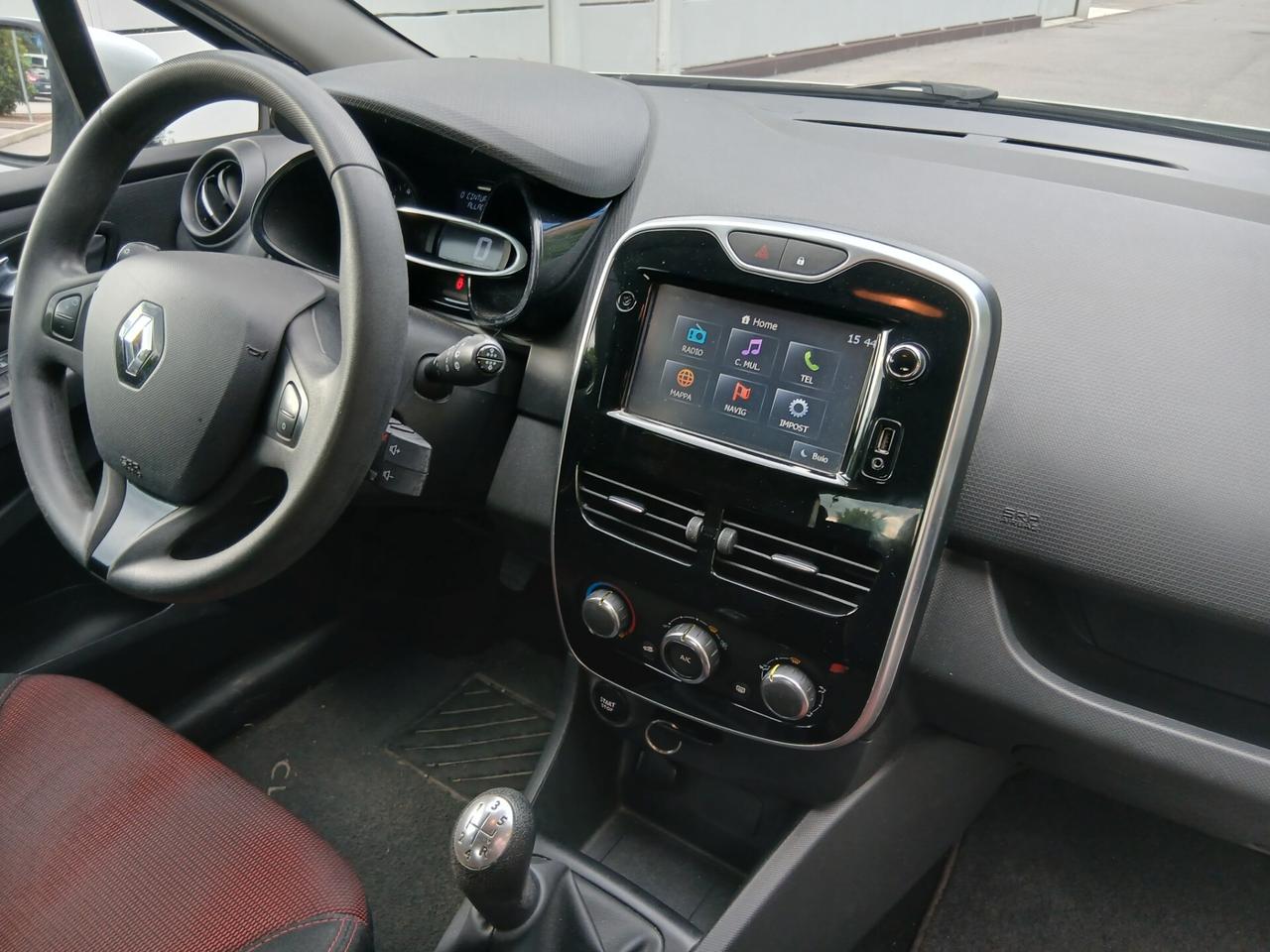 Renault Clio 1.5 dCi 8V 75CV 5 porte Wave tua a € 185 mese