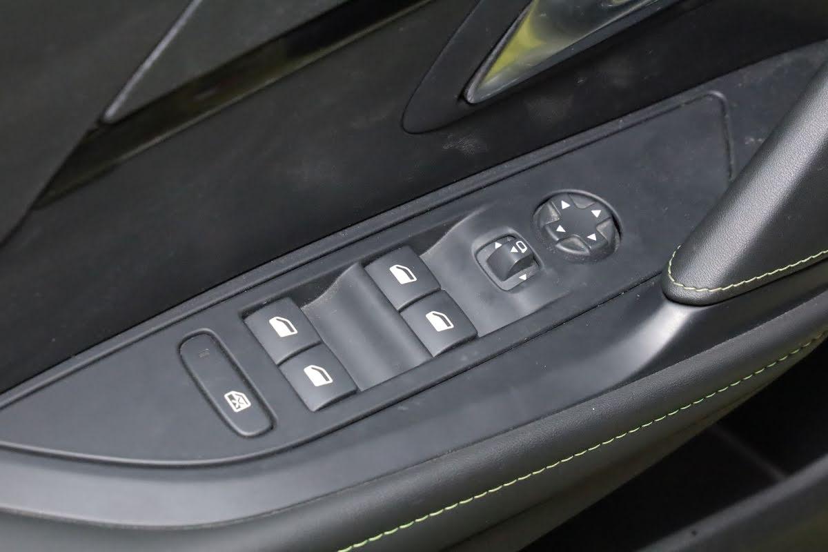 Peugeot 208 1.2 puretech 100CV GT