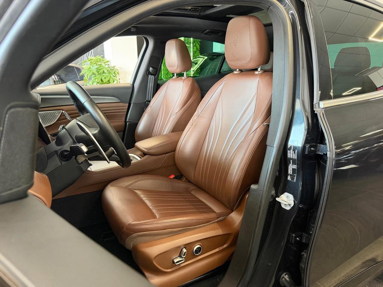 MASERATI GRECALE GT 2.0 MHEV 250CV TETTO PELLE NAVI ANNO 2023