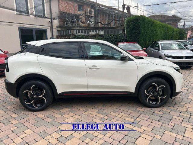 ALFA ROMEO Junior 1.2 145 CV Hybrid eDCT6 Speciale KM 0