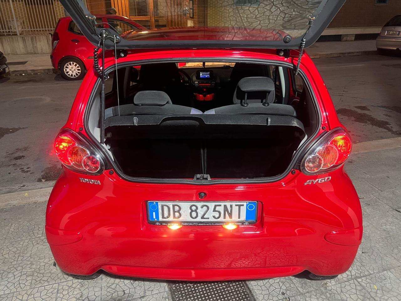 Toyota Aygo 1.0 12V VVT-i 5 porte