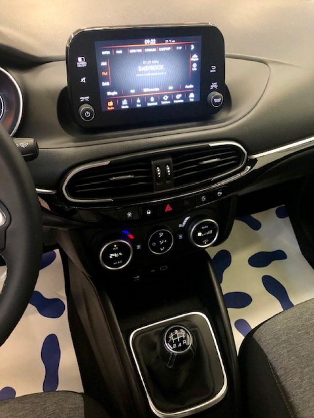 FIAT Tipo 1.0 5 porte Cross #telecamera #nav #carplay