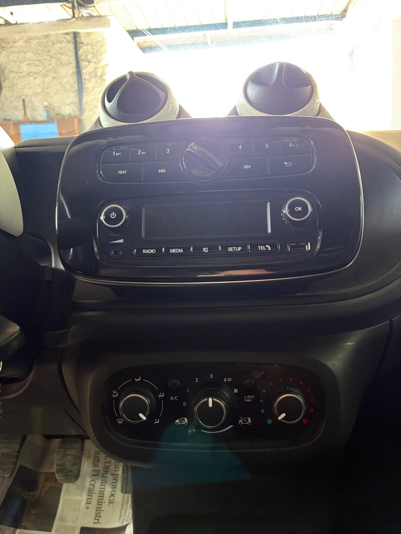 Smart ForFour Total Black 1.0 Benz