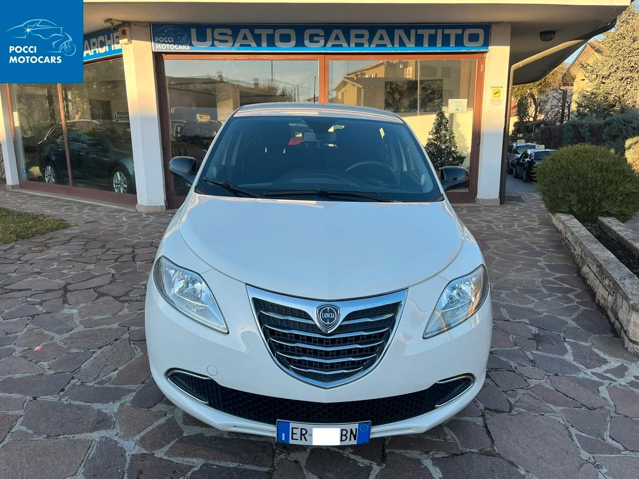 Lancia Ypsilon 1.2 69 CV 5 porte S&S Silver