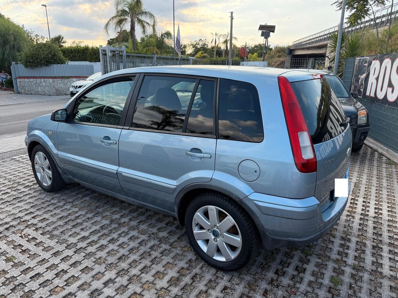 Ford Fusion 1.4 TDCi 5p. Collection-04/2006