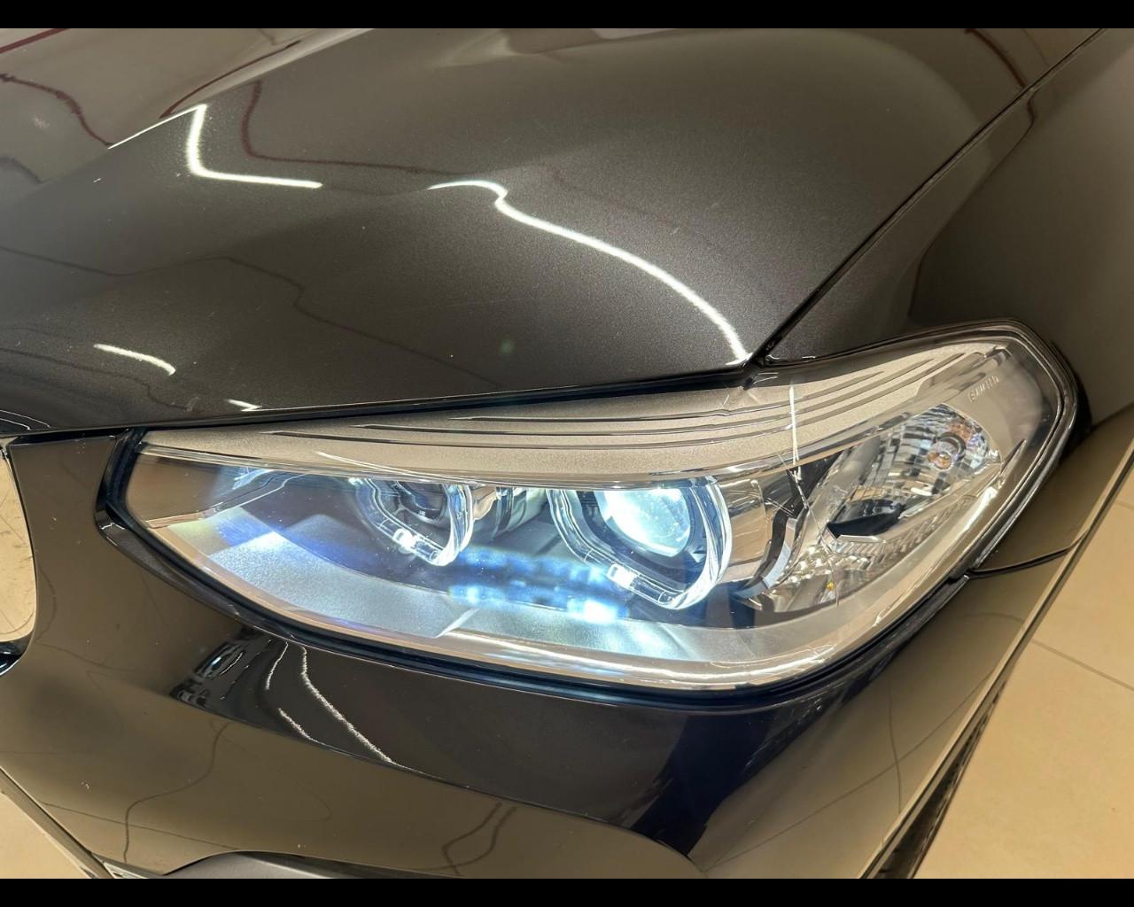 BMW X3 (G01/F97) - X3 xDrive20d Luxury