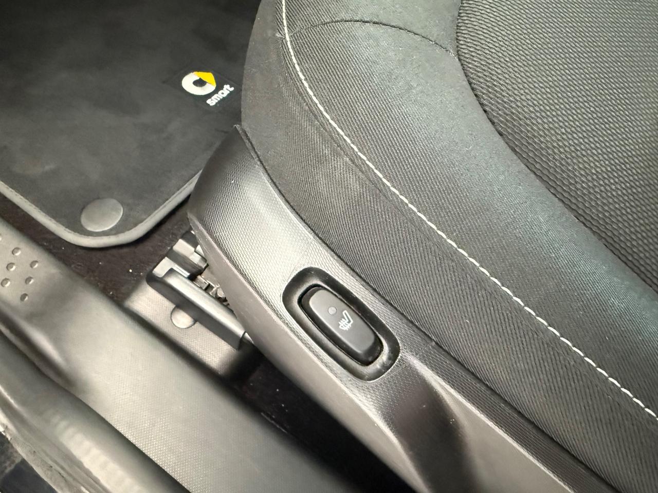 SMART FORTWO FULL OPTIONAL LED VIRTUAL JBL SEDILI RISCALDABILI