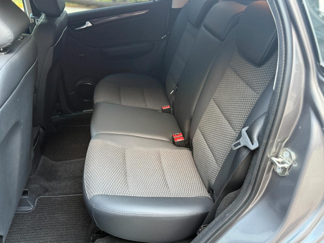 MERCEDES-BENZ A 180 CDI STYLE 109CV