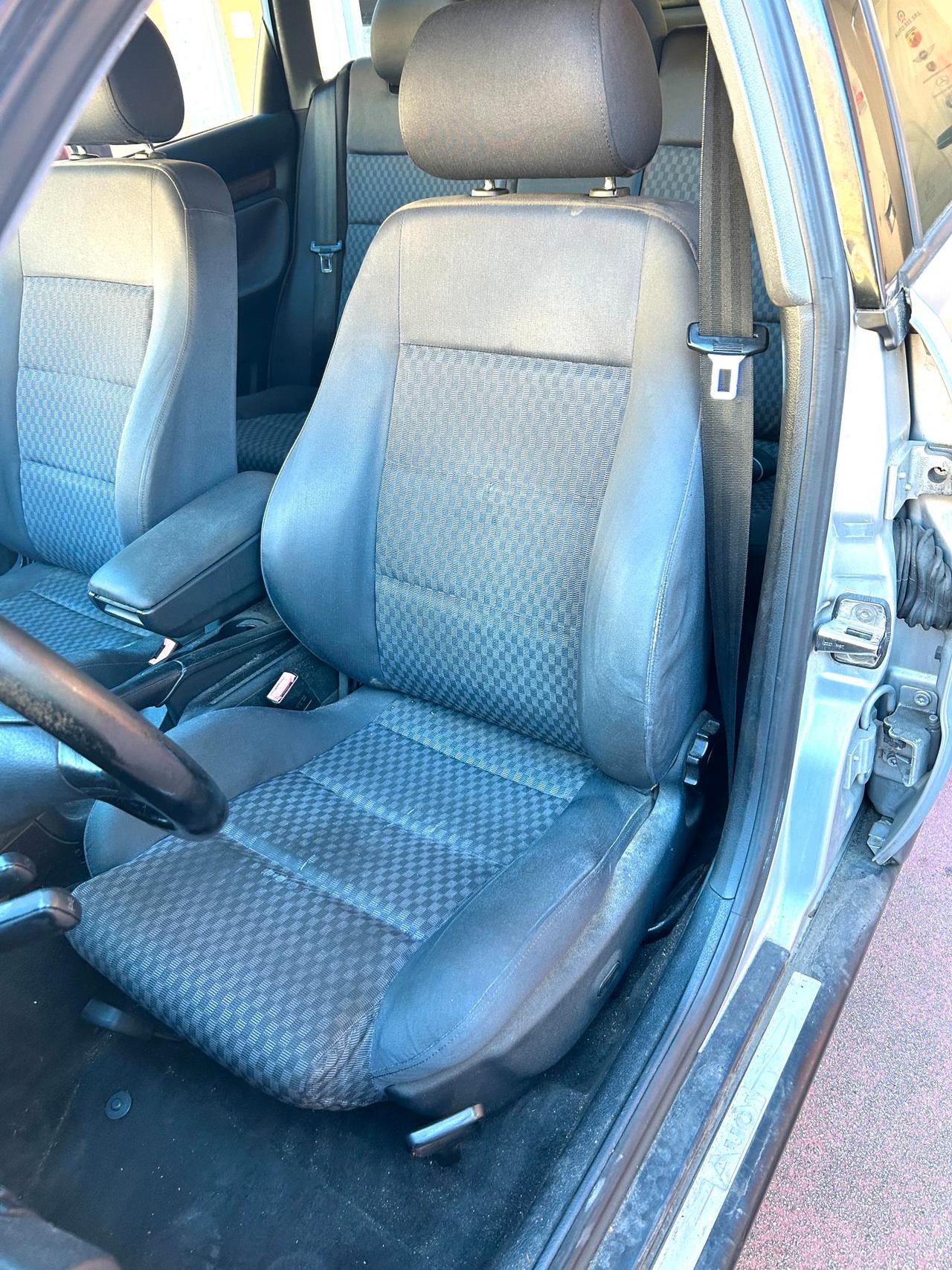 Audi A4 Avant 1.9 tdi quattro 110cv FL