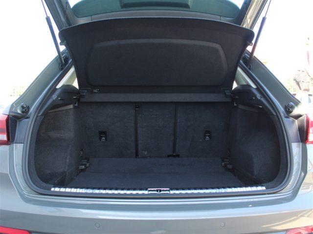 AUDI Q3 35 TDI Business Advanced