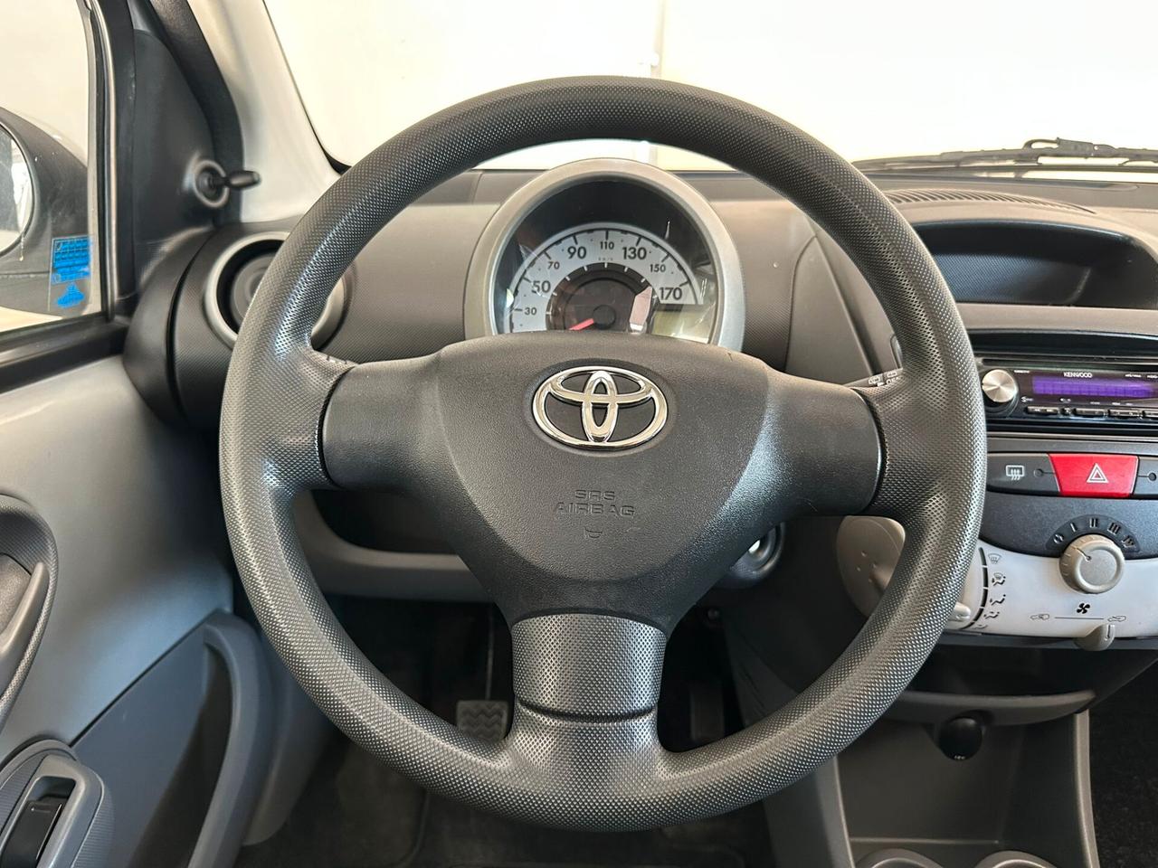 Toyota Aygo 1.0 12V VVT-i 5 porte Sol