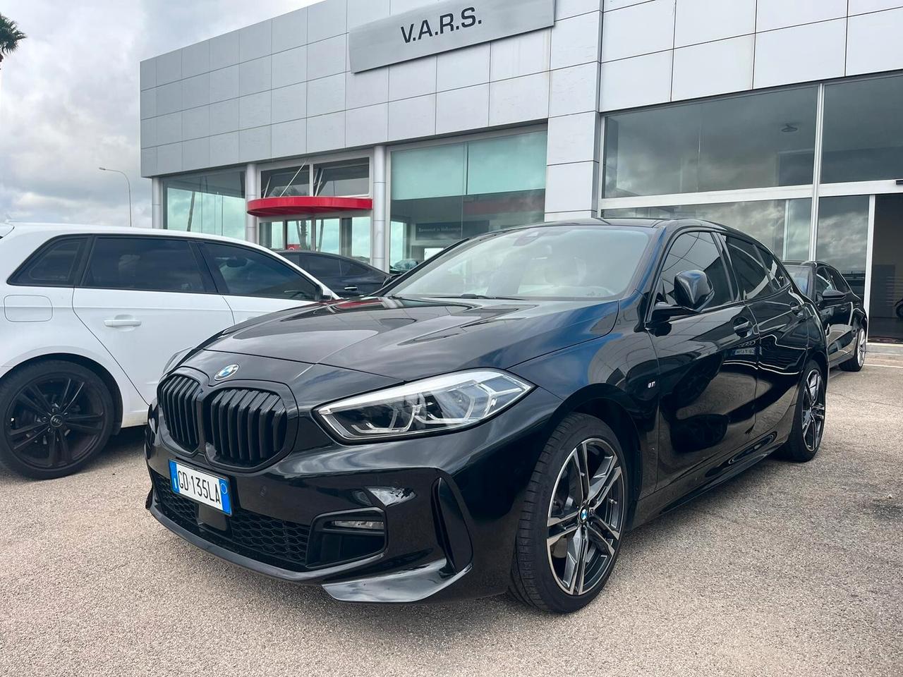 Bmw 116 116d 5p. Msport