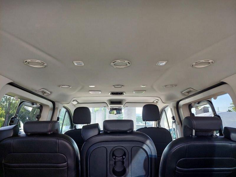 Ford Tourneo Custom Tourneo Custom 320 2.0 EcoBlue 185CV aut. PC Sport