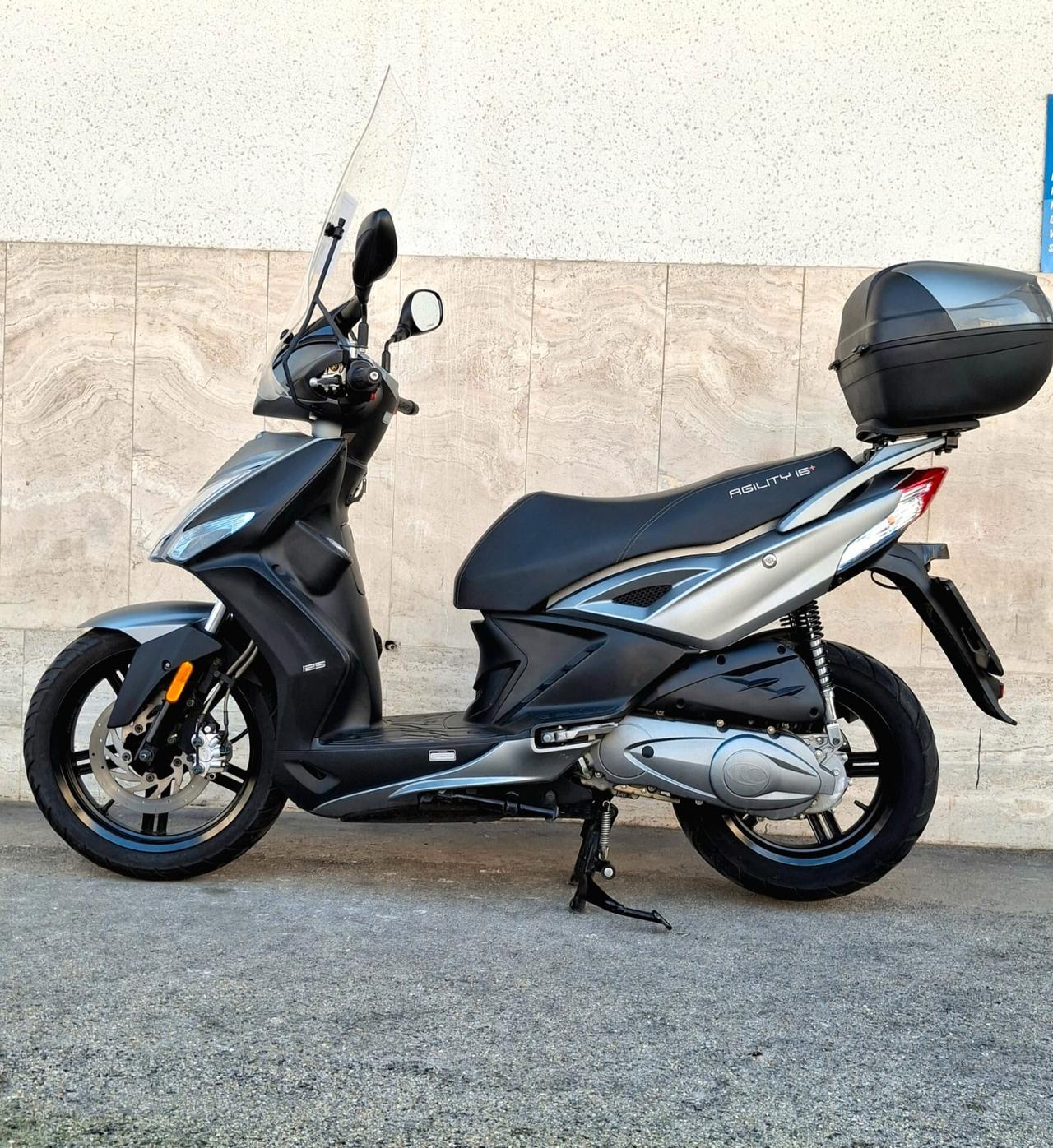 Kymco Agility 125i R16 + 125 CBS E5