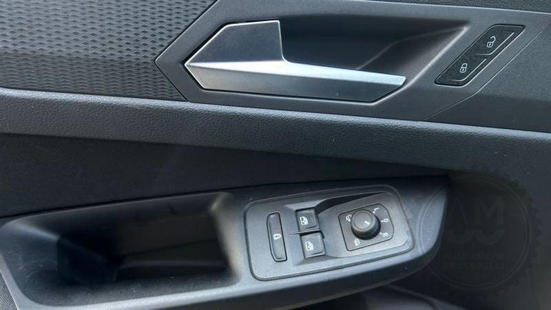 Ford Tourneo Connect 2.0 EcoBlue 122 CV Powershift Titanium 7 POSTI