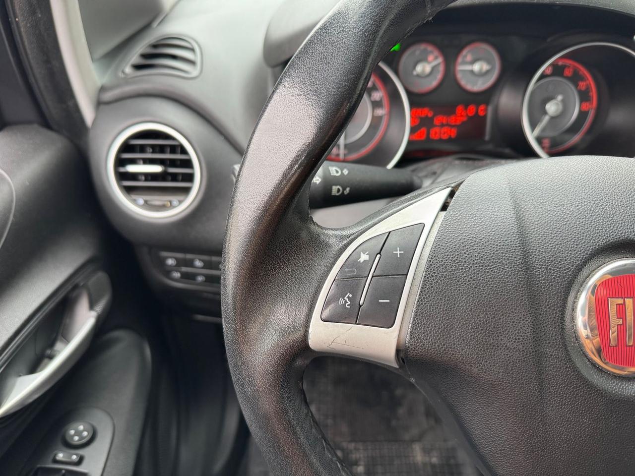 Fiat Punto Lounge 1.4 Natural Power #9240