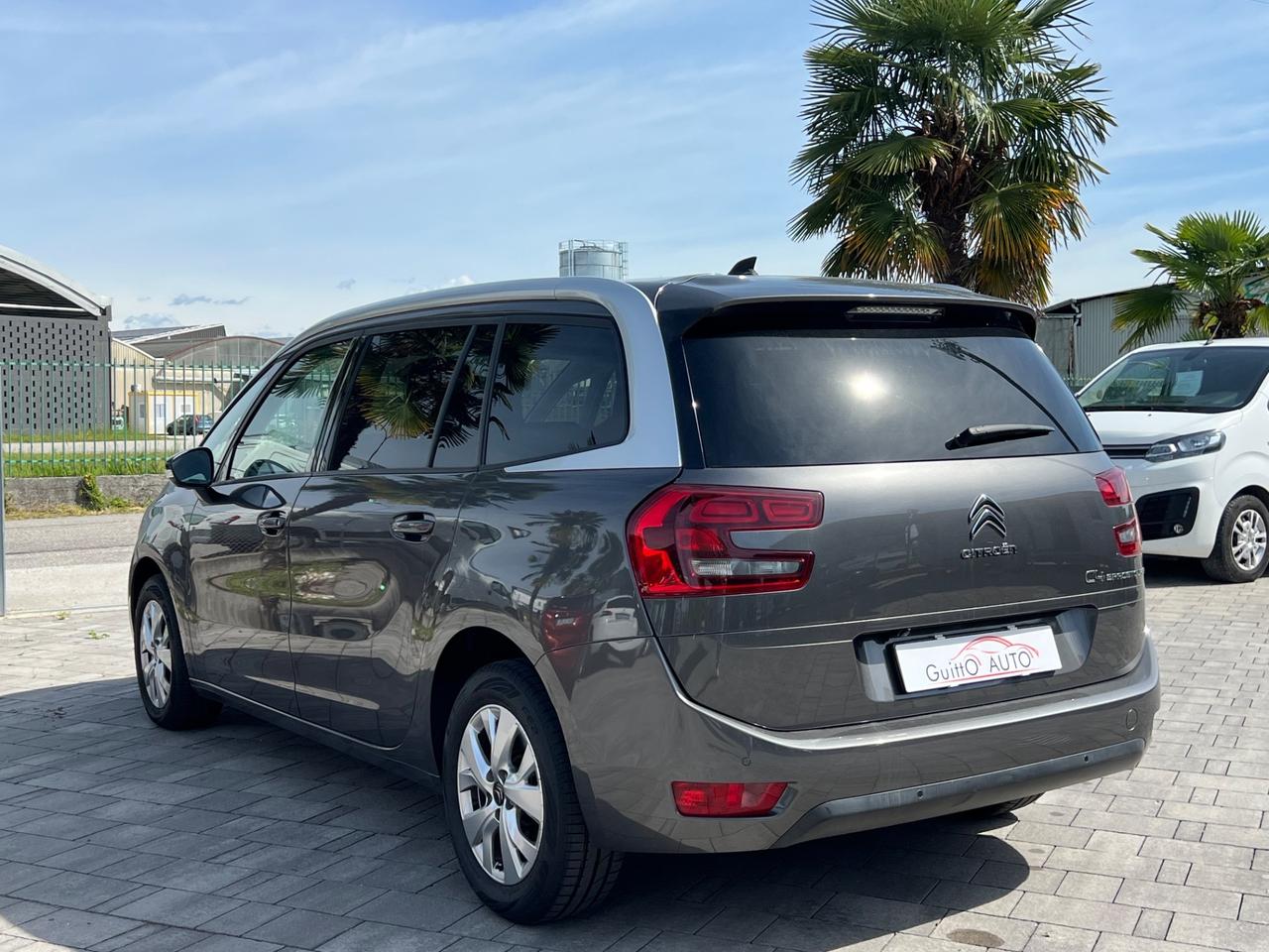 Citroen Grand C4 SpaceTourer BlueHDi 7 POSTI FINANZIABILE