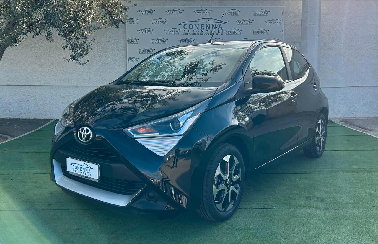 Toyota Aygo Connect 1.0 VVT-i 72 CV 5 porte x-fun