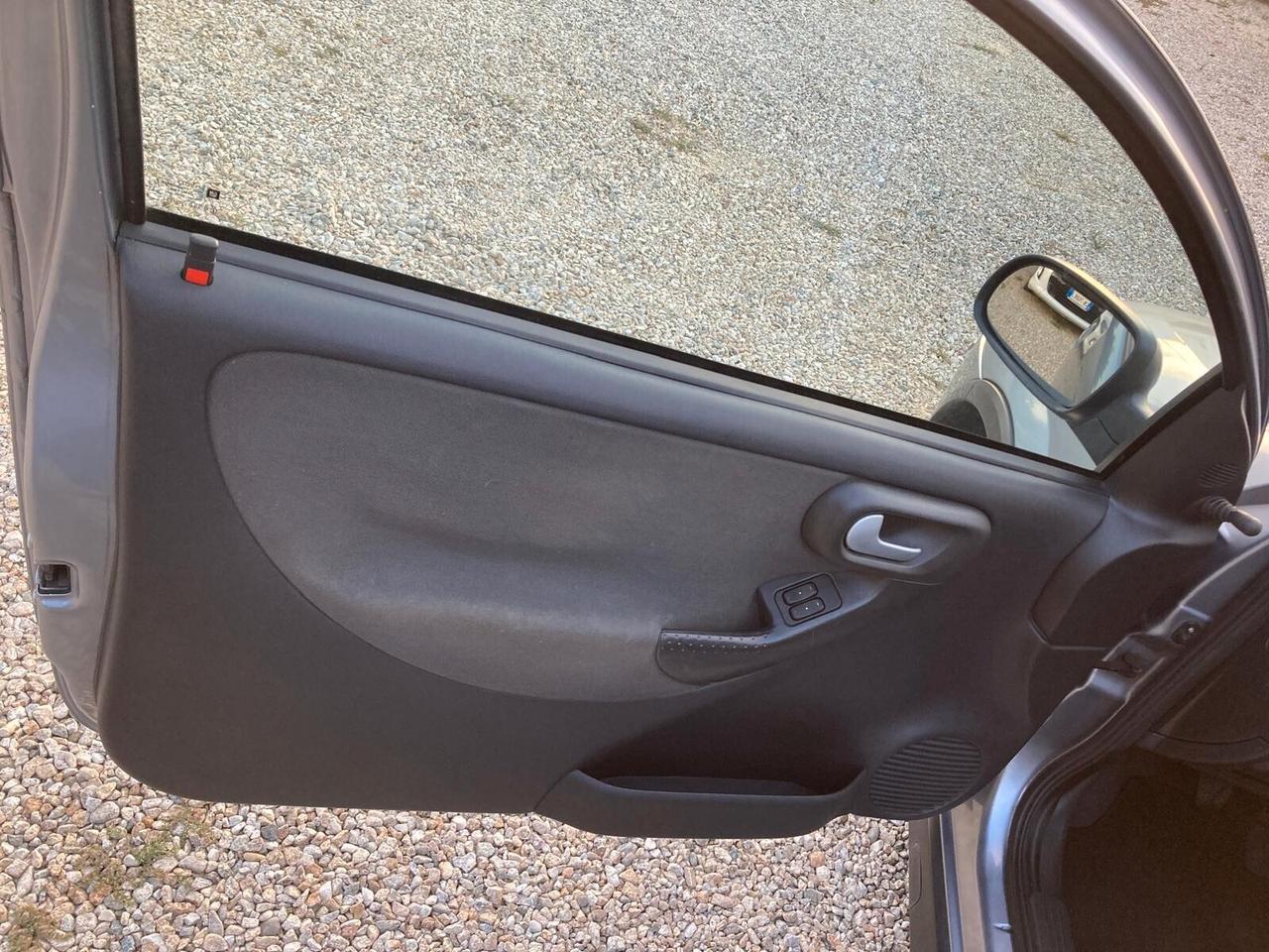 Opel Corsa 1.3 16V CDTI cat 3 porte Sport