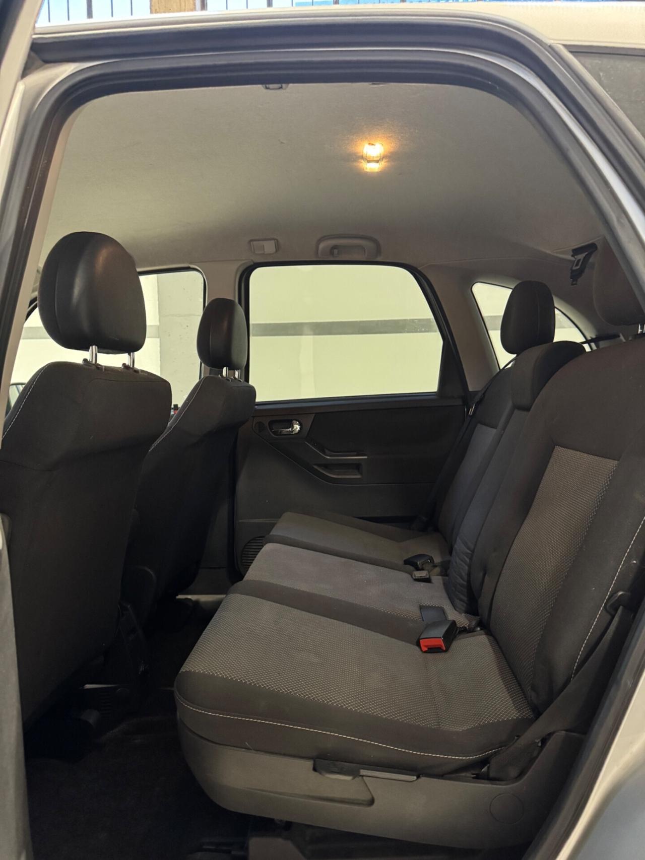 Opel Meriva 1.6 16V Cosmo