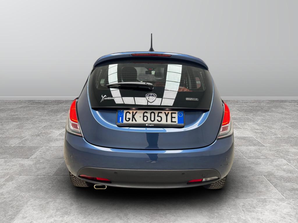 LANCIA Ypsilon III 2021 - Ypsilon 1.0 firefly hybrid Gold s&s 70cv