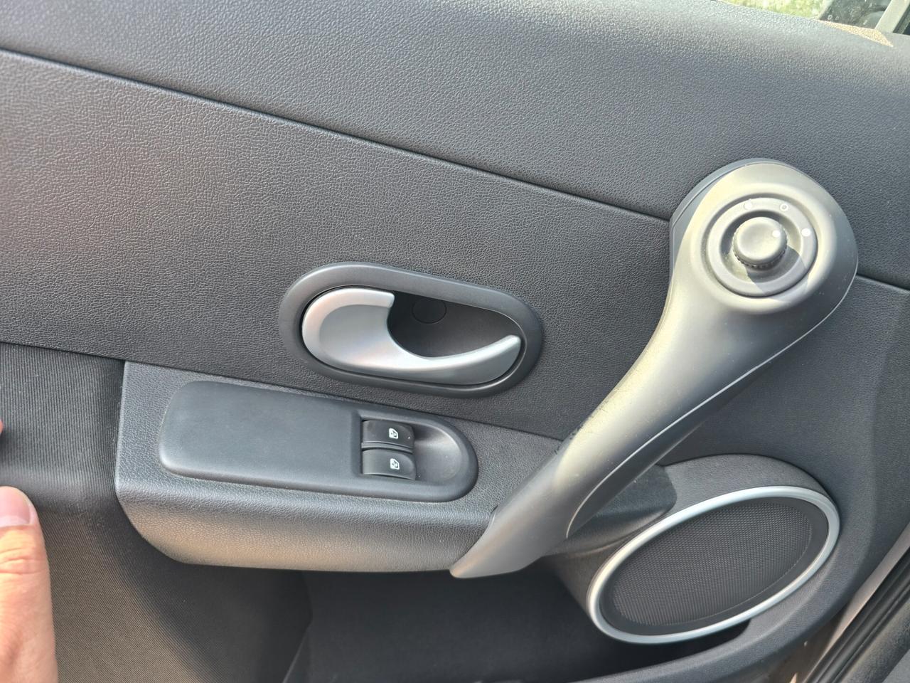 RENAULT CLIO 1.2 16V 20th ANNIVERSARIO "OK NEOPATENTATI"