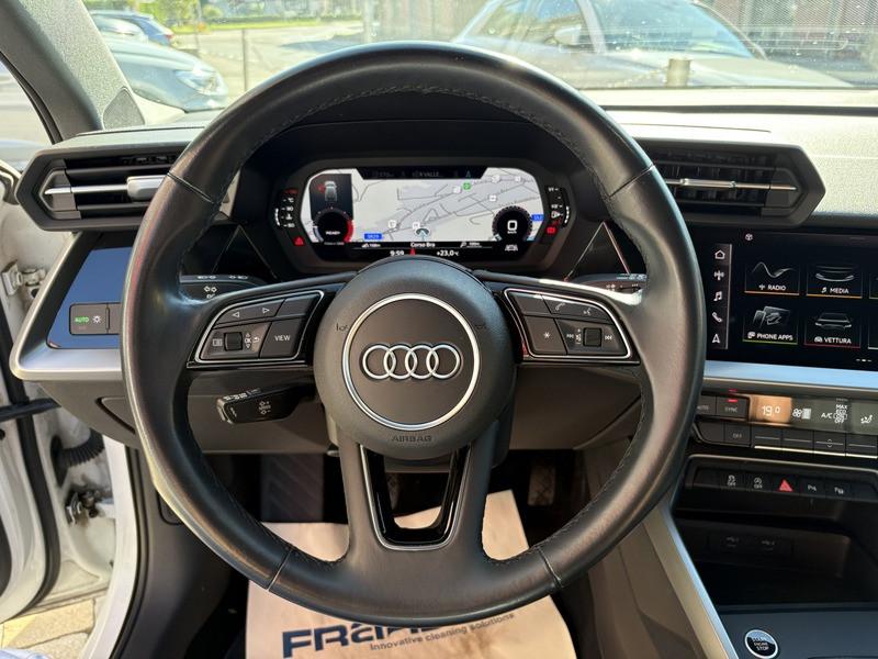 Audi A3 Sportback 30 2.0 tdi Business LED-NAVI-CAM-16"