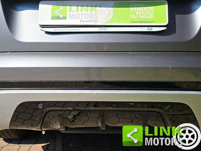 LAND ROVER Range Rover Velar 2.0 R-Dynamic SE 240 CV AWD Automatic