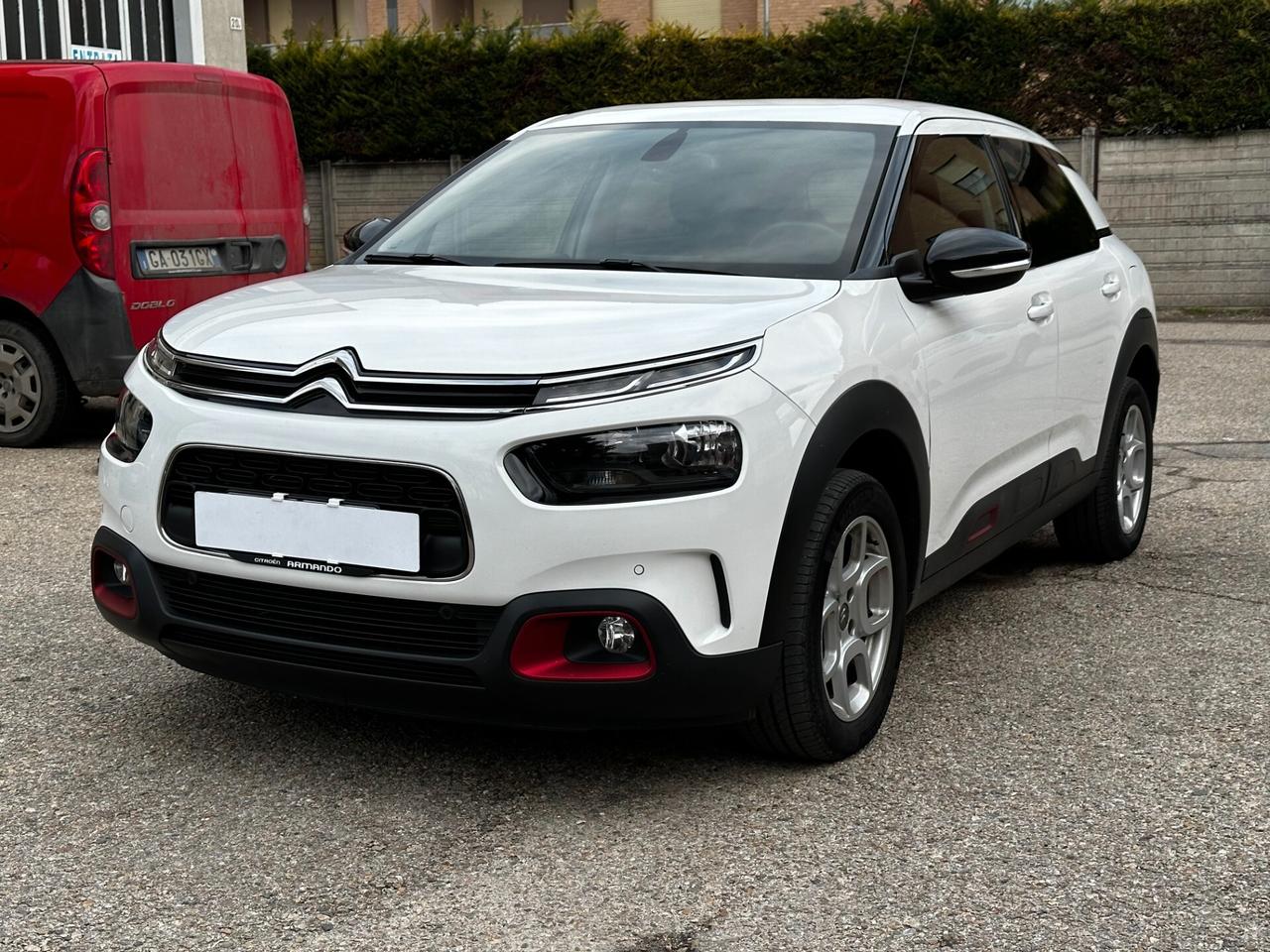 Citroen C4 Cactus PureTech 110 S&S Shine "NEOPATENTATI"