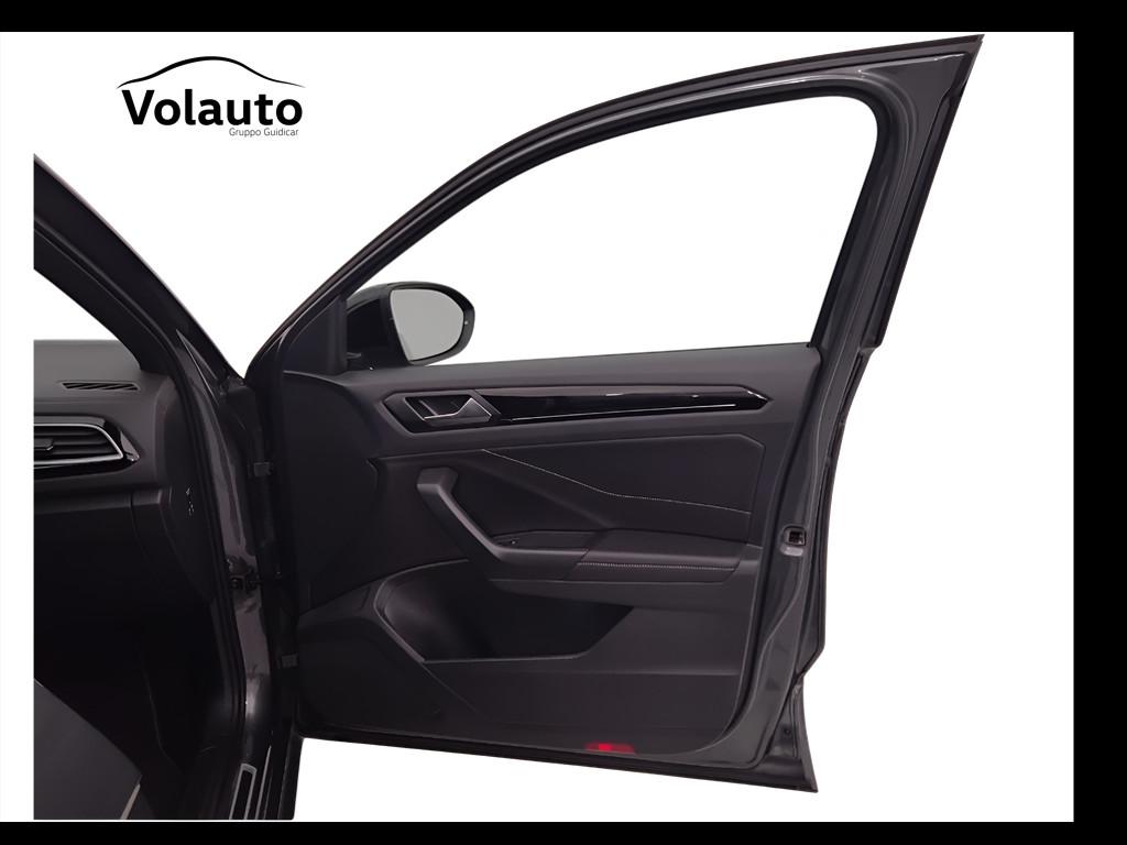 VOLKSWAGEN T-Roc I 2022 - T-Roc 1.0 tsi R-Line 110cv