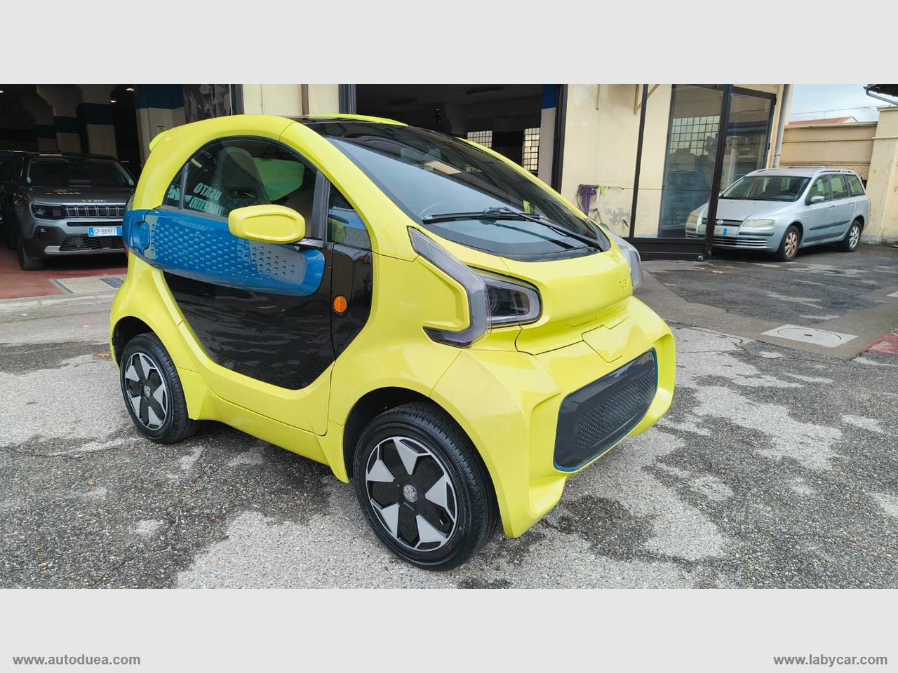 XEV Yoyo Yoyo GUIDABILE A 16 ANNI