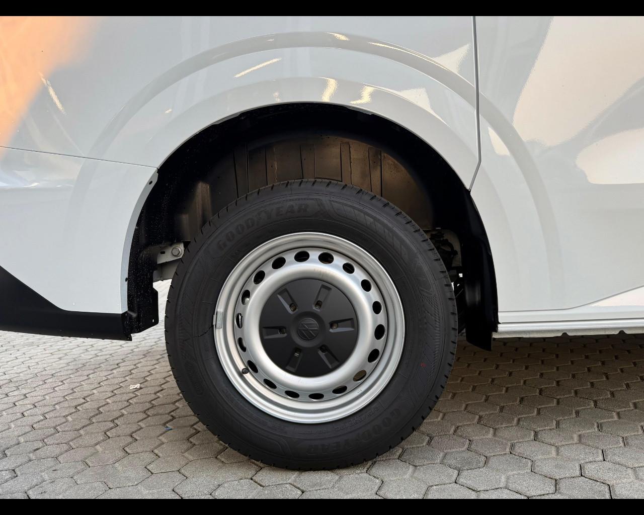 VOLKSWAGEN TRANSPORTER CARAVELLE T6 - TRANSPORTER VAN 2.0 TDI 110KW ANT. MAN. L1