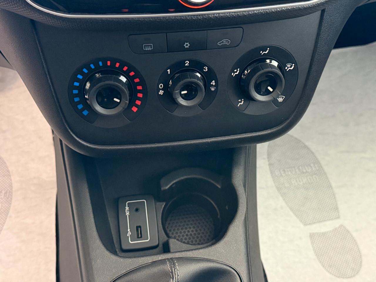 Fiat Punto New 1.3 M.JET 95 cv. 5 porte EASY N1 (IVA Inclusa)