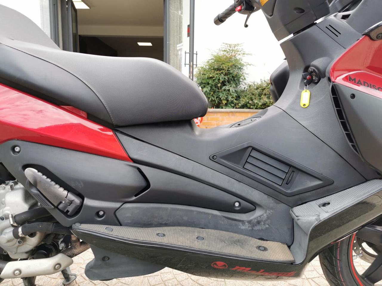 Malaguti Madison 300 * Euro 4 - 22 Cv * - NO VINCOLO FINANZIAMENTO - RATE AUTO MOTO SCOOTER