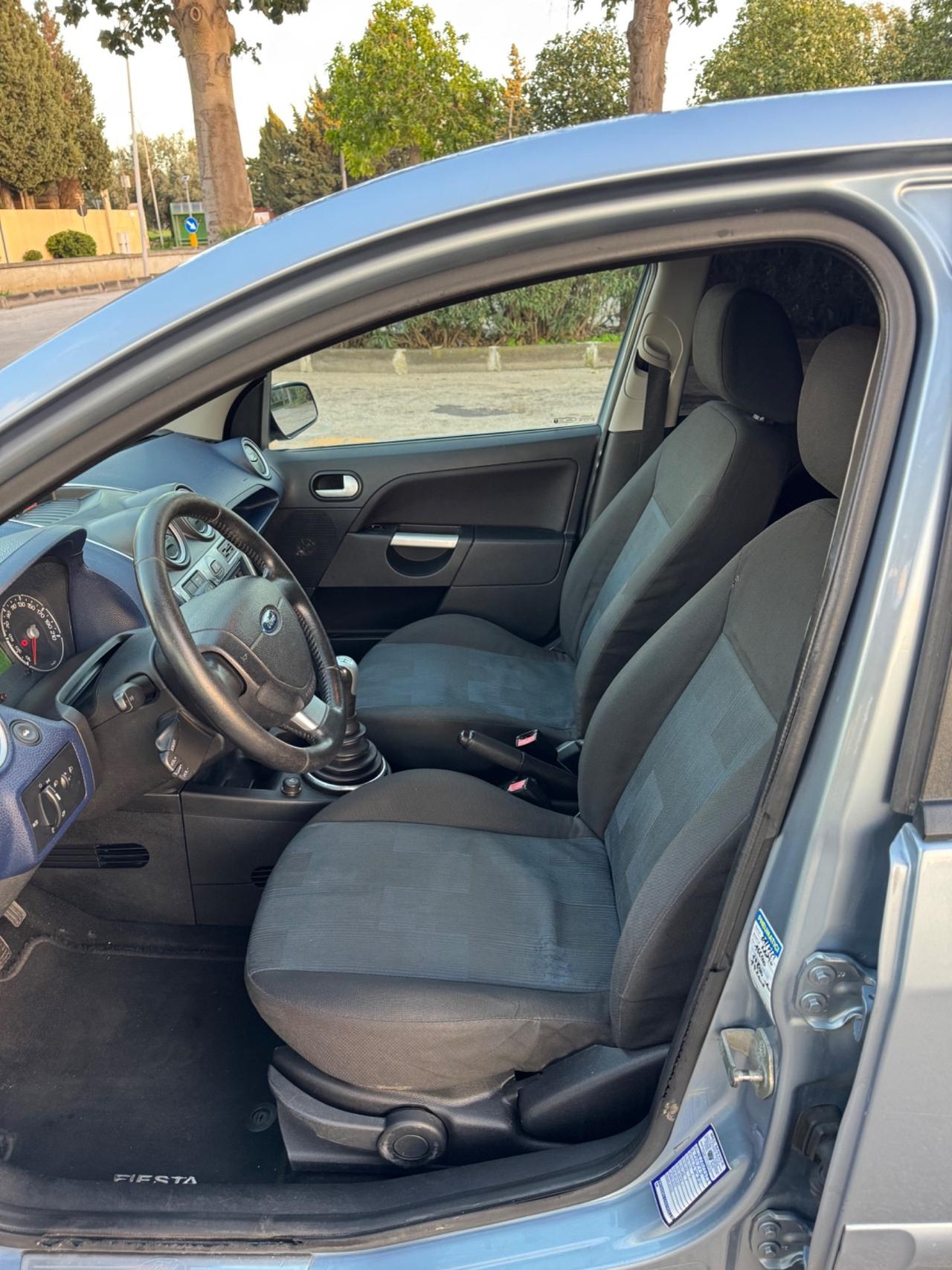 Ford Fiesta 1.4 TDCi TITANIUM