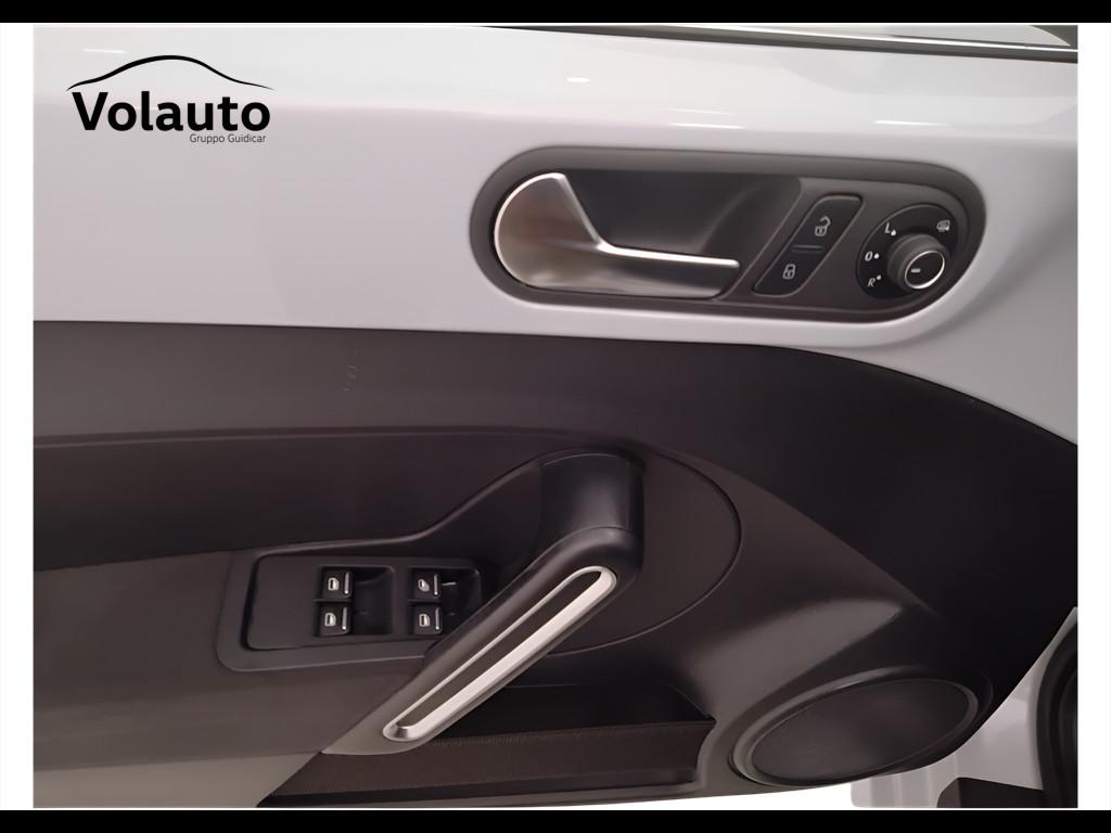 VOLKSWAGEN Maggiolino 2017 Cabrio - Maggiolino Cabrio 2.0 tdi Design 11