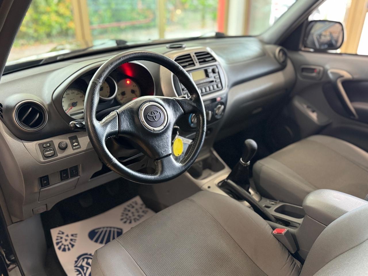 Toyota RAV 4 RAV4 2.0 Tdi D-4D cat 3 porte Sol