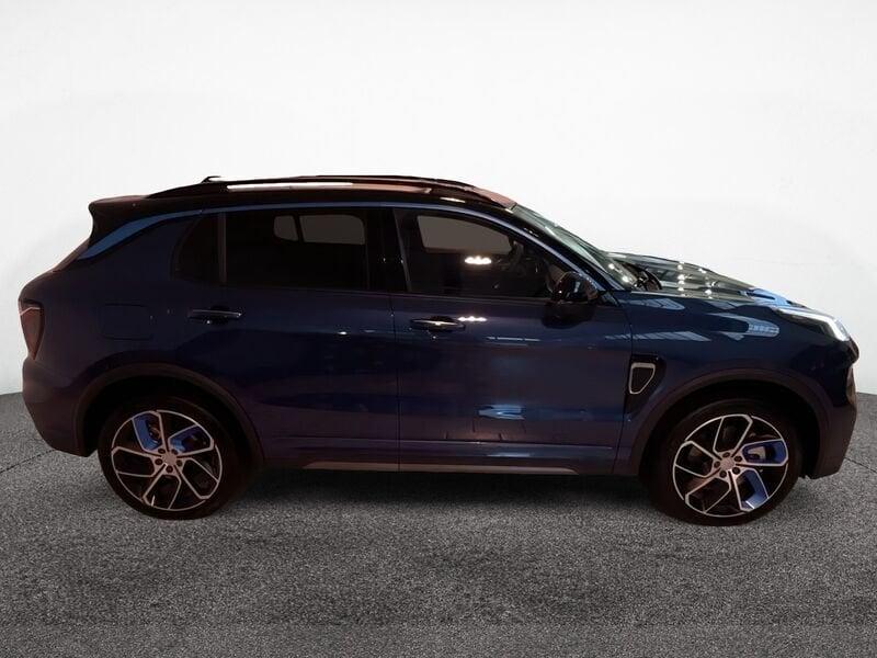 Lynk & Co 01 01 PHEV