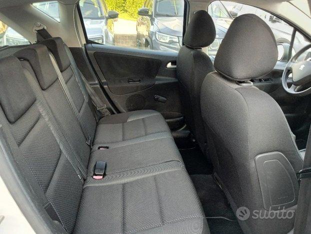 PEUGEOT 207 1.4 8V 75CV SW X Line ECO GPL