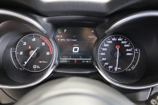 ALFA ROMEO Stelvio 2.2 210 CV Q4 Executive "" DISTRIBUZIONE NUOVA ""