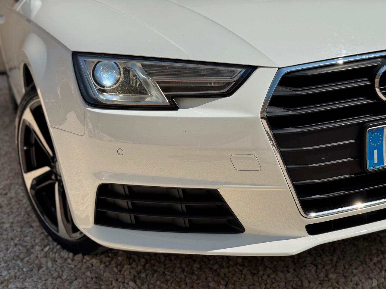 Audi A4 Avant 2.0 TDI 122 CV S tronic S line edition