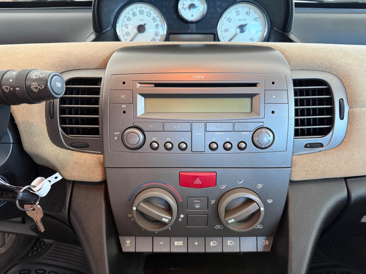 Lancia Ypsilon 1.2