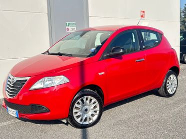 Lancia Ypsilon 0.9 TwinAir 85 CV 5 porte Metano Ecochic Gold